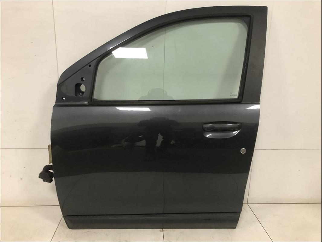 Porte avant gauche