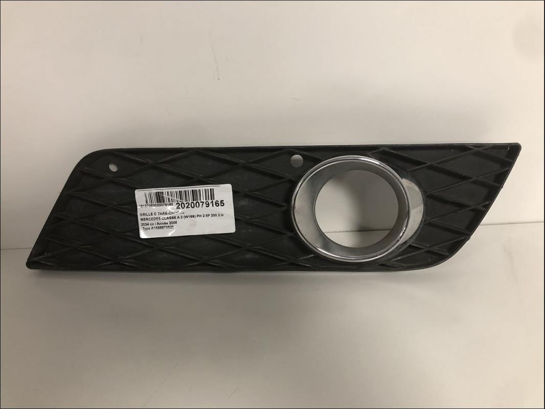 Grille de calandre gauche