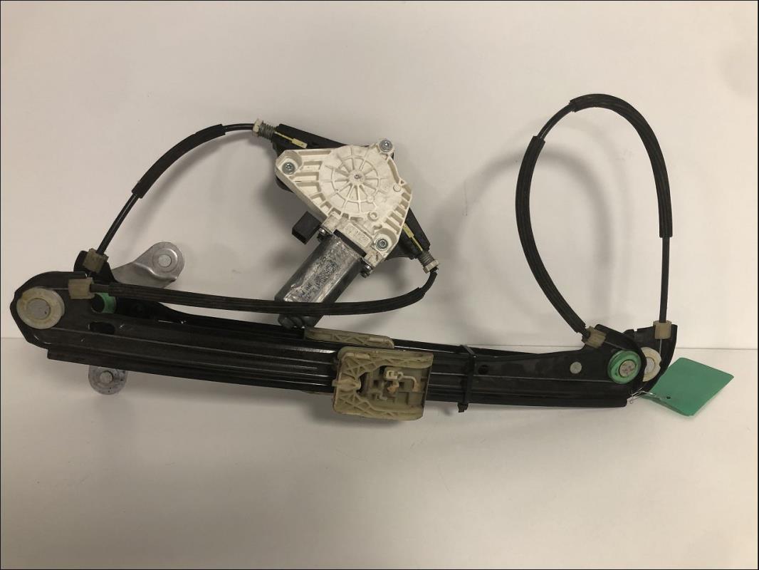 Leve vitre electrique avant droit