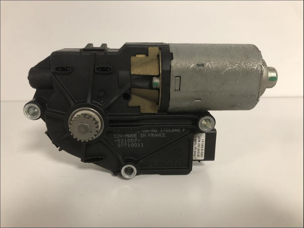 Moteur toit ouvrant