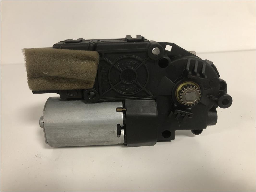 Moteur toit ouvrant
