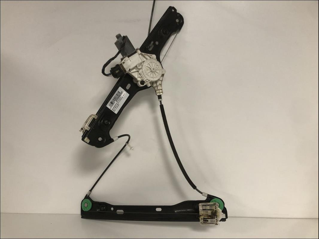 Leve vitre electrique avant droit