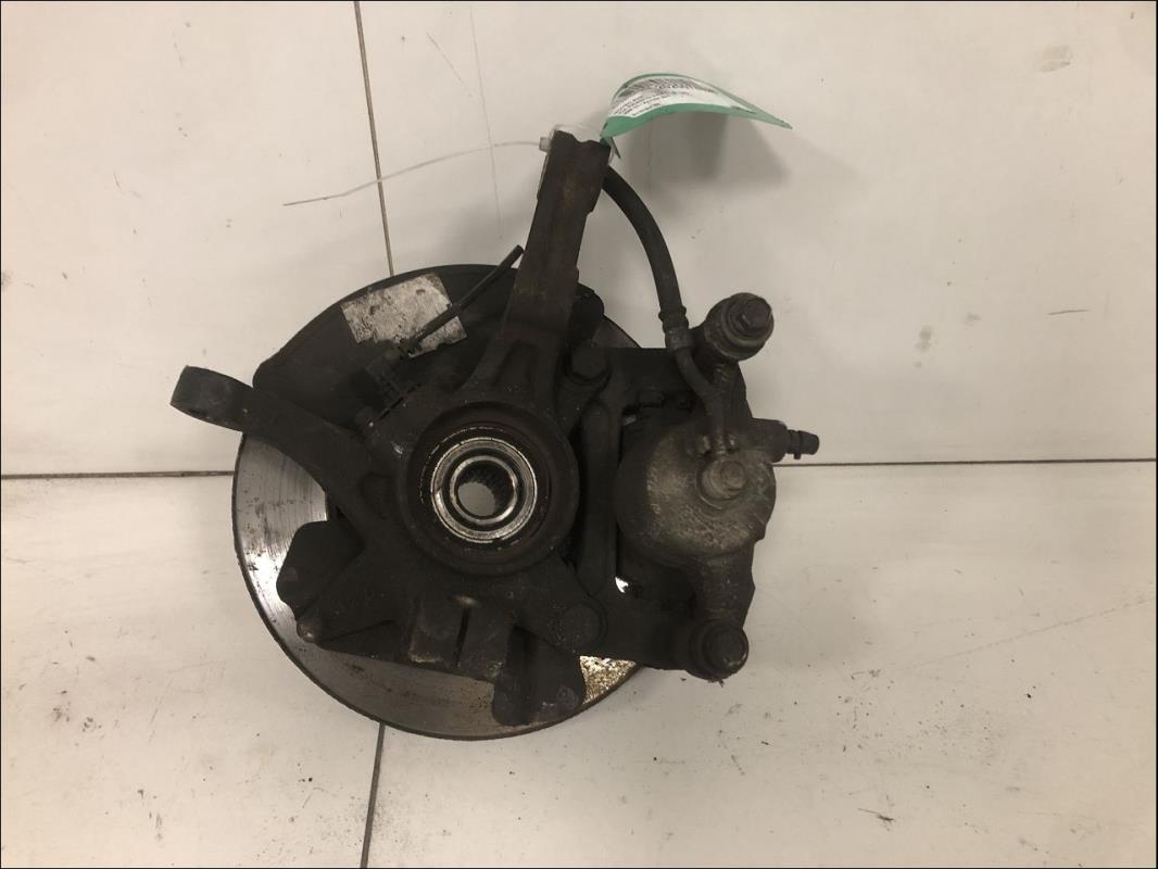 Fusee avant gauche