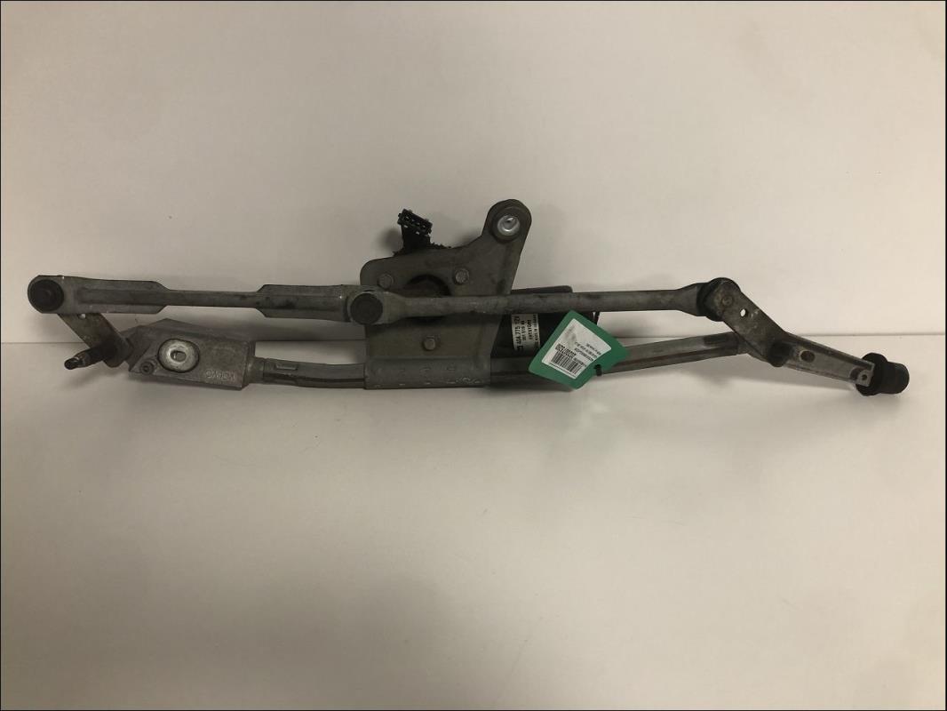 Moteur essuie glace avant