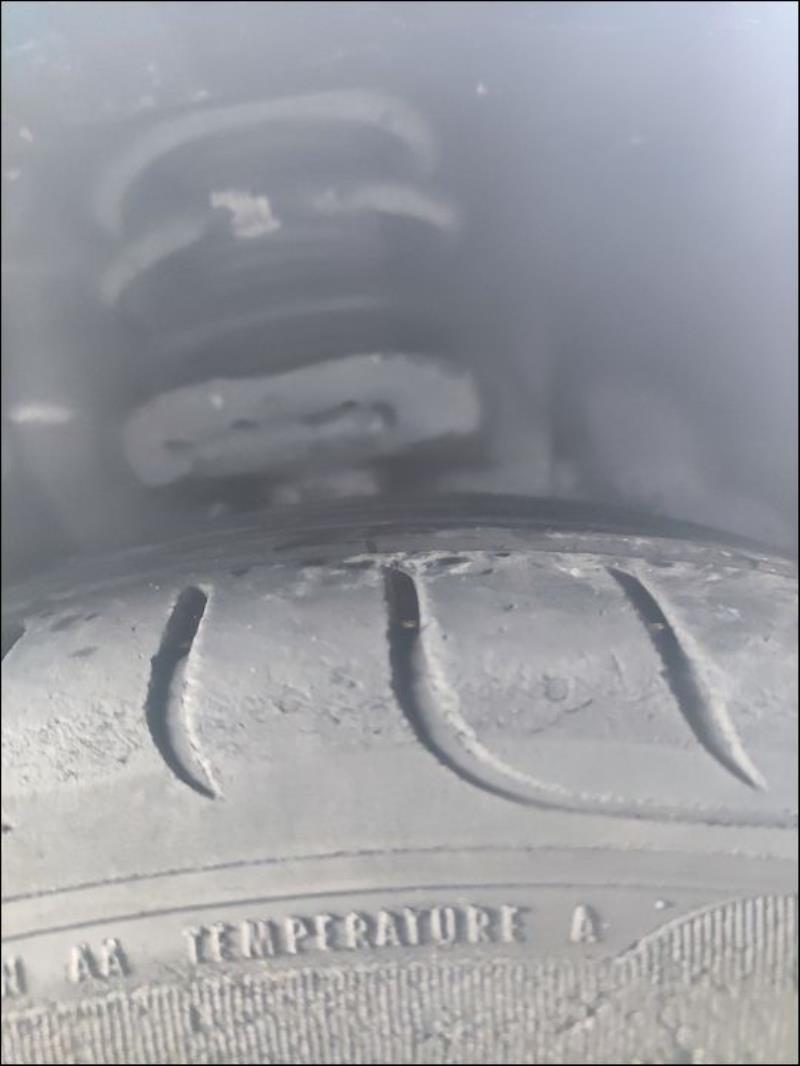 Amortisseur avant droit