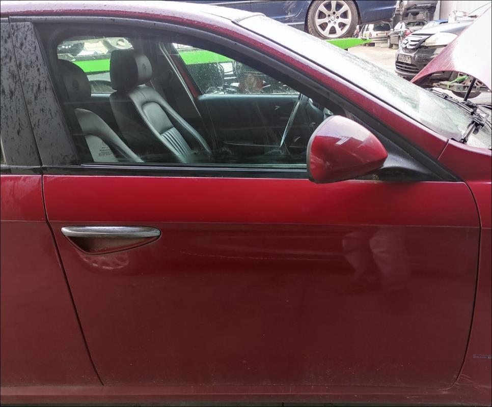 Porte avant droit