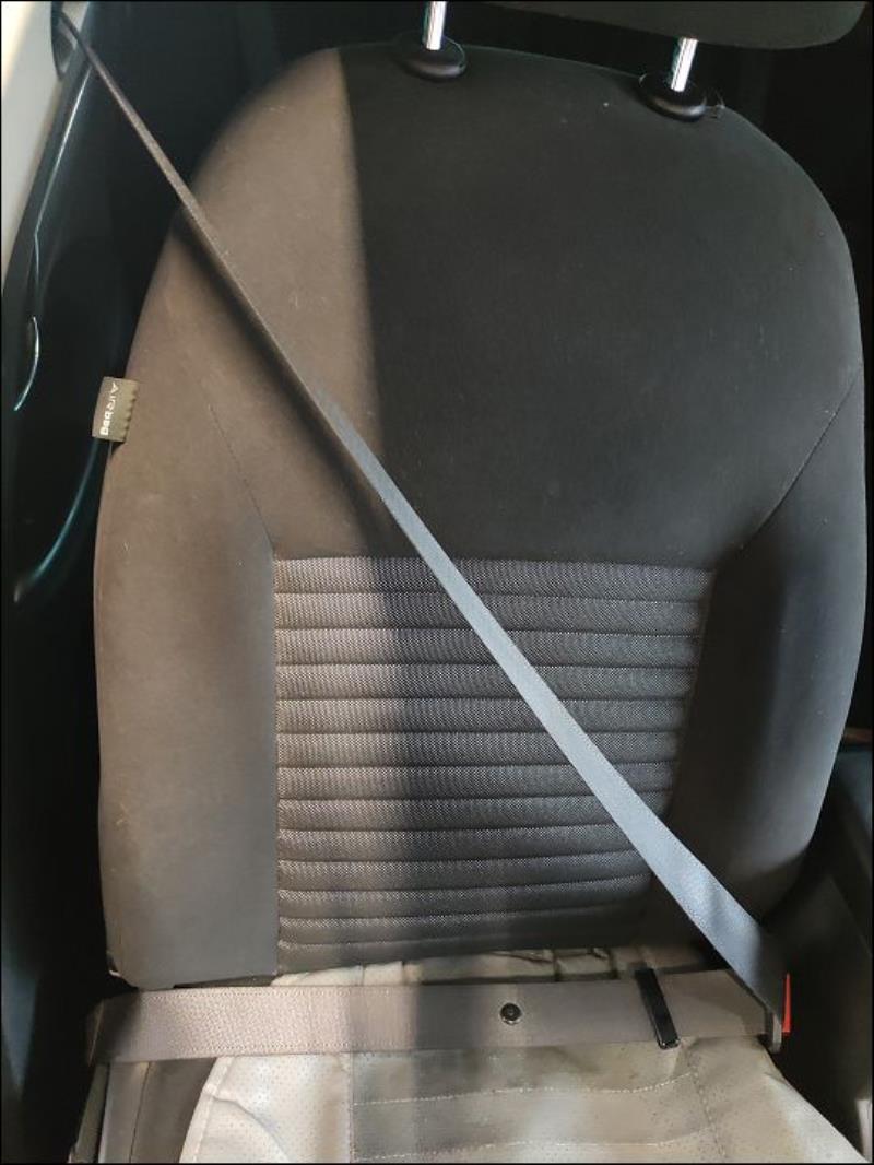 Ceinture avant droit