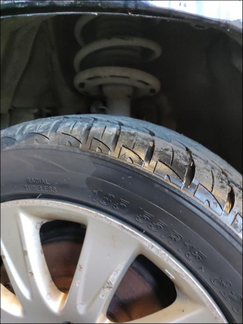 Amortisseur avant gauche