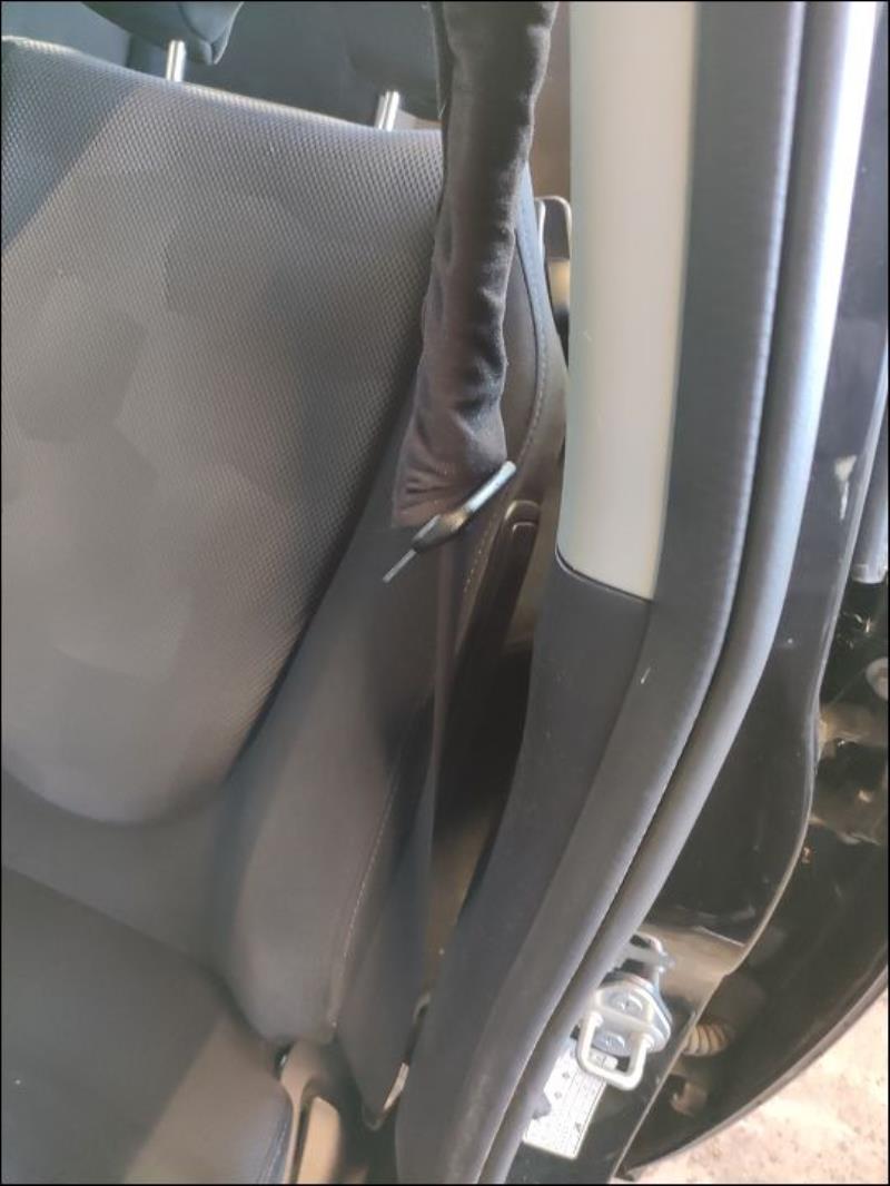 Ceinture avant gauche