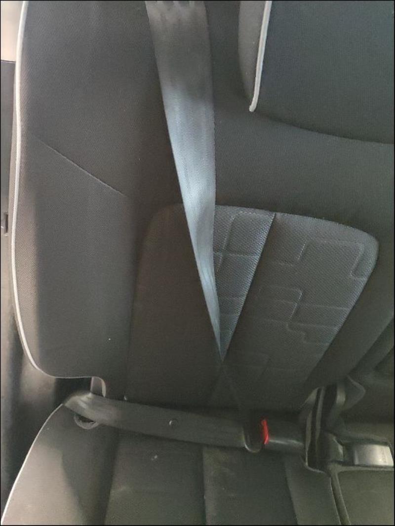 Ceinture arriere droit