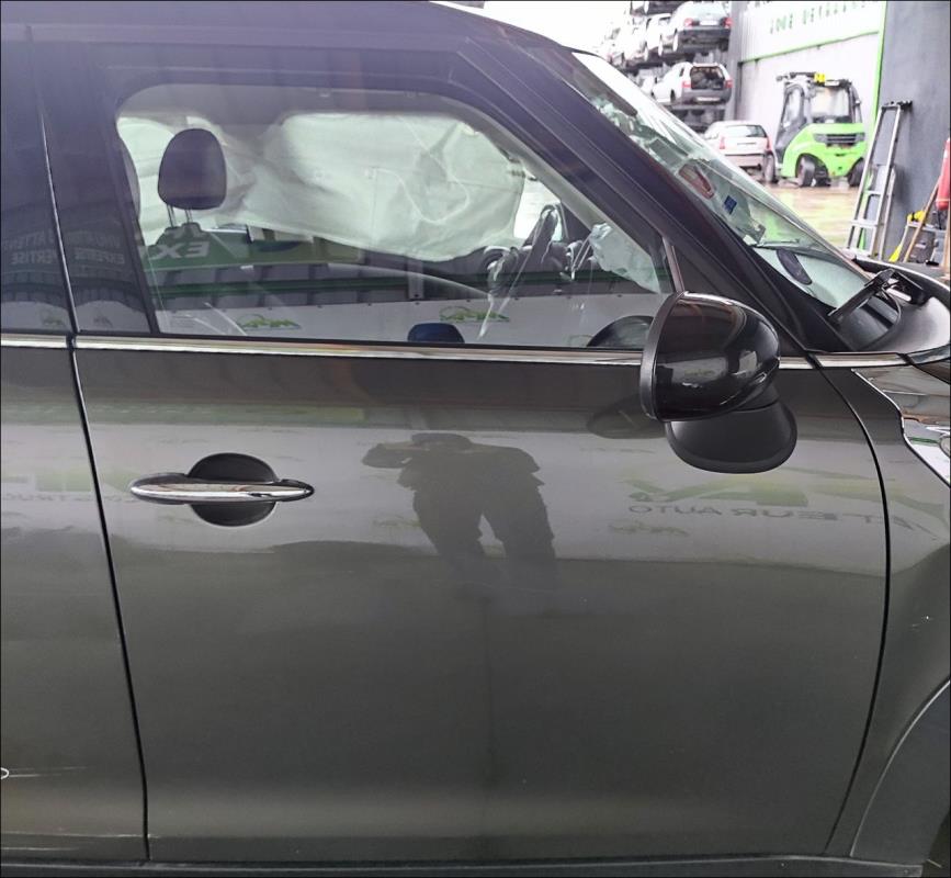 Porte avant droit