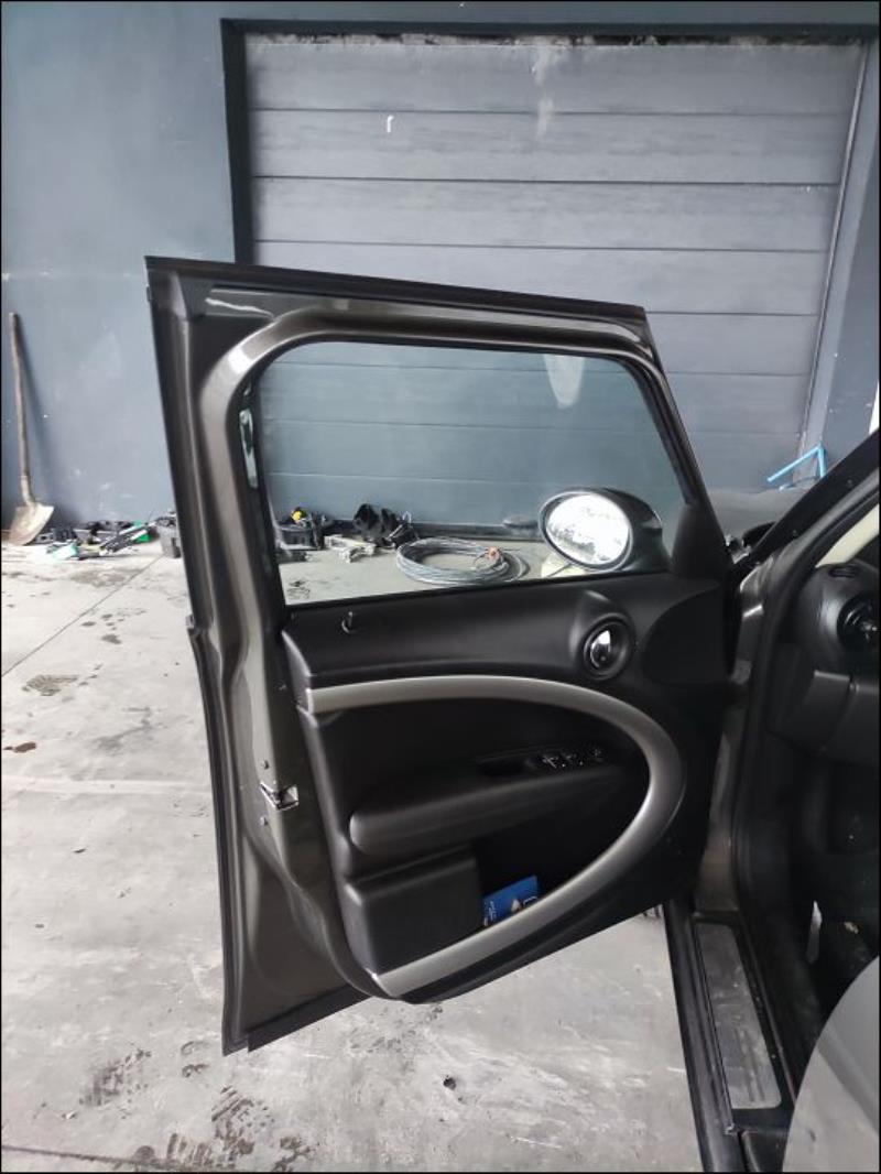 Leve vitre electrique avant gauche