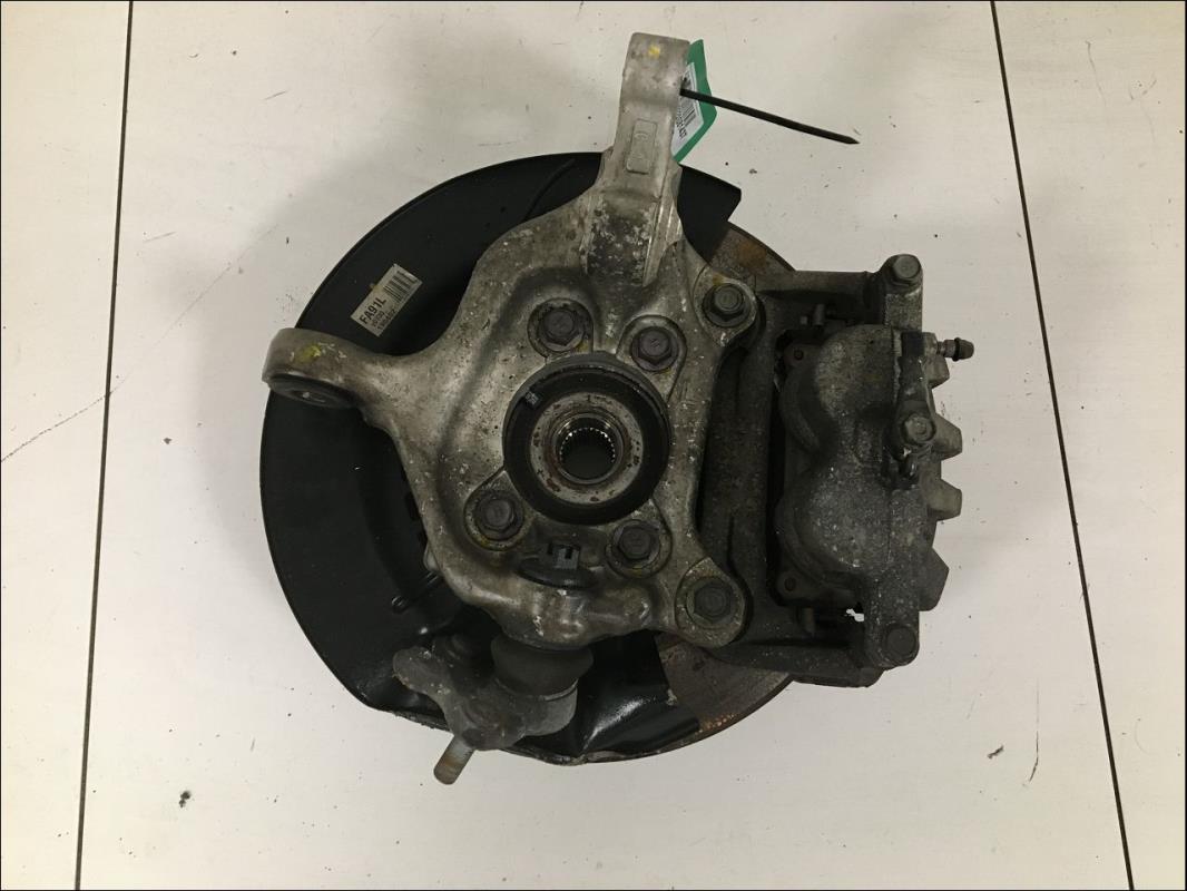 Fusee avant gauche