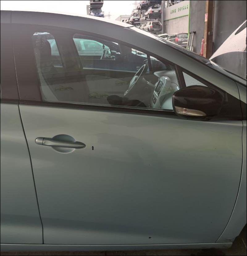 Porte avant droit