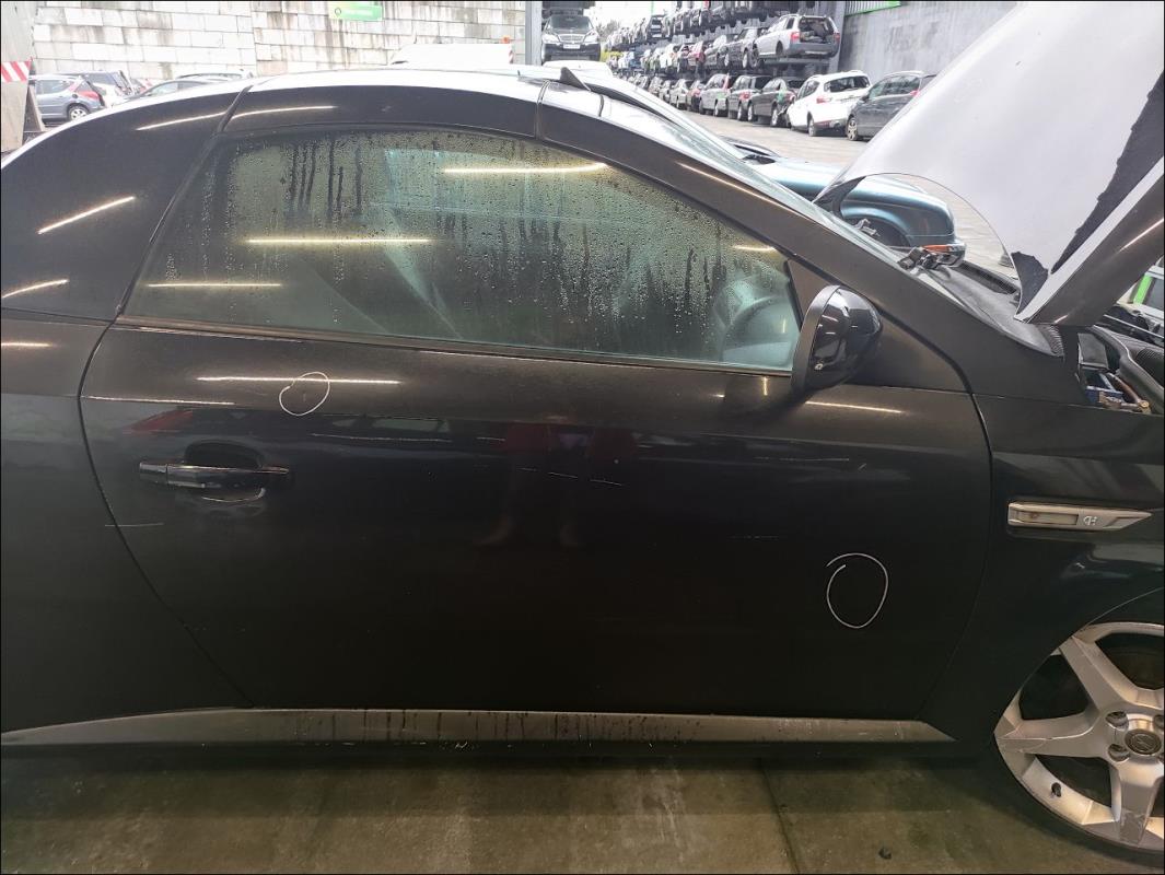 Porte avant droit