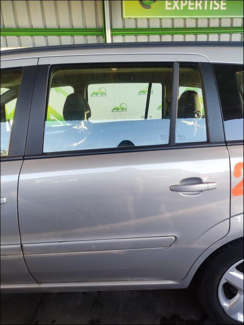 Porte arriere gauche