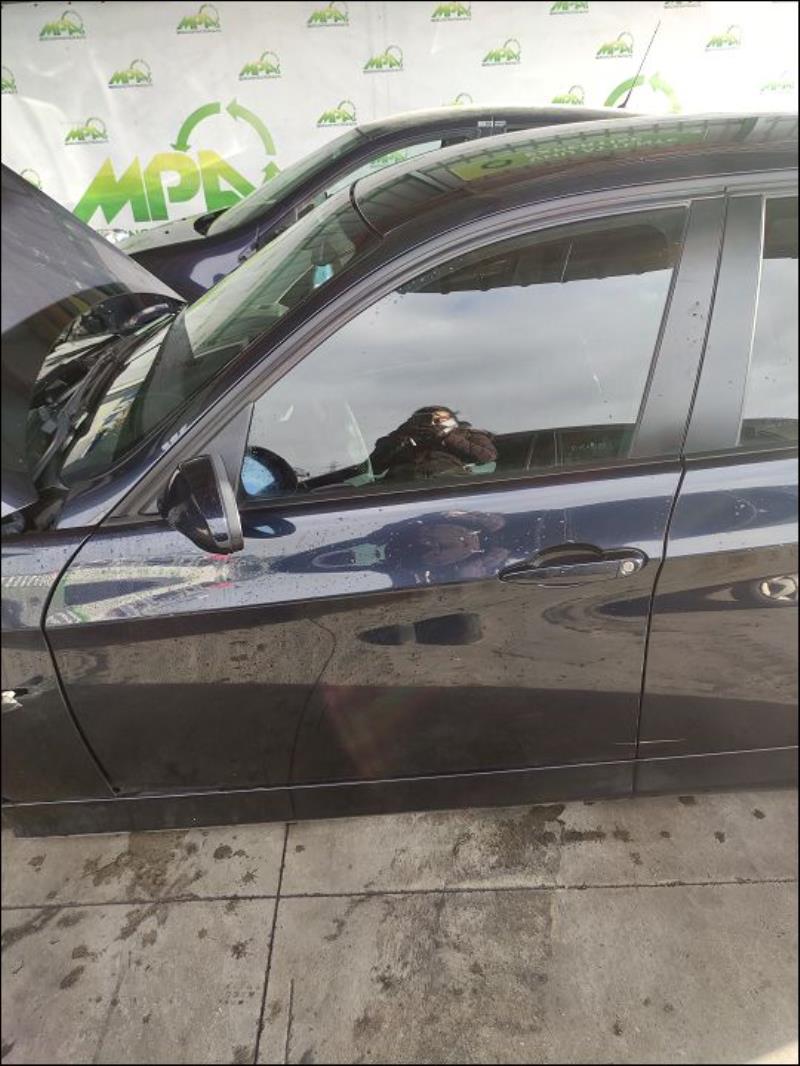 Porte avant gauche