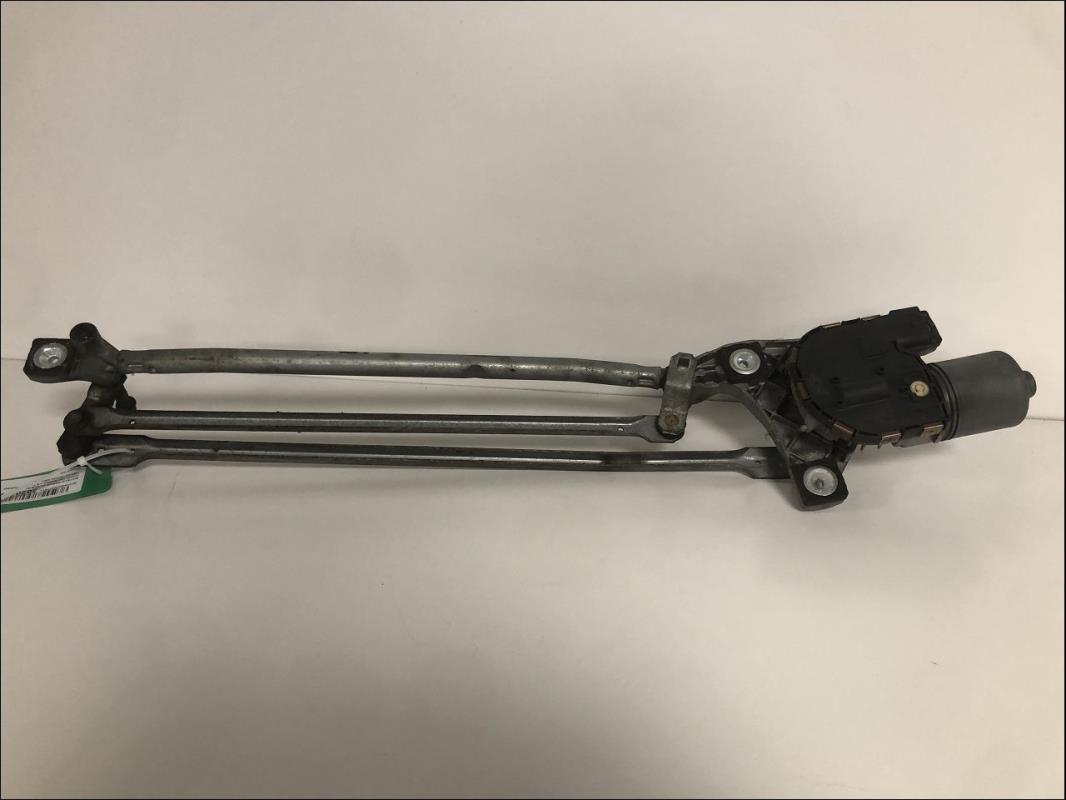 Moteur essuie glace avant