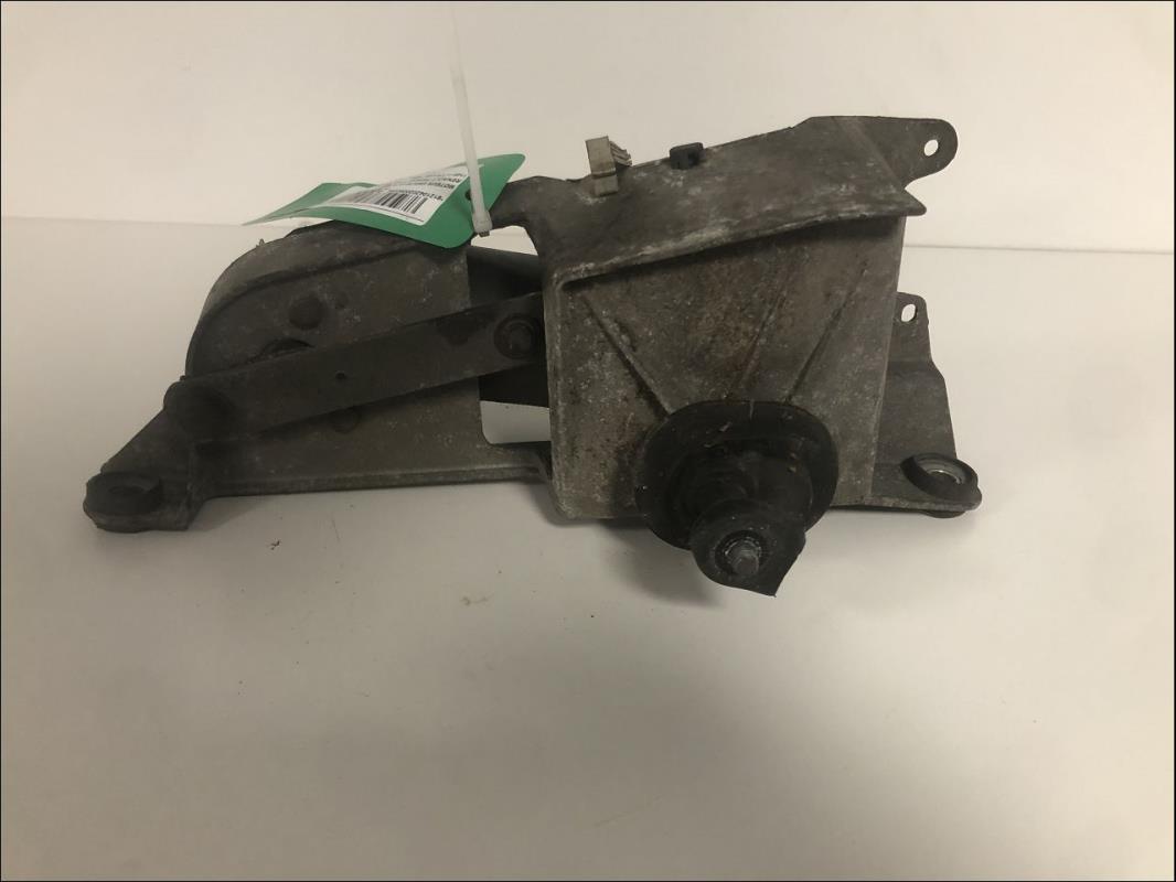 Moteur essuie glace avant