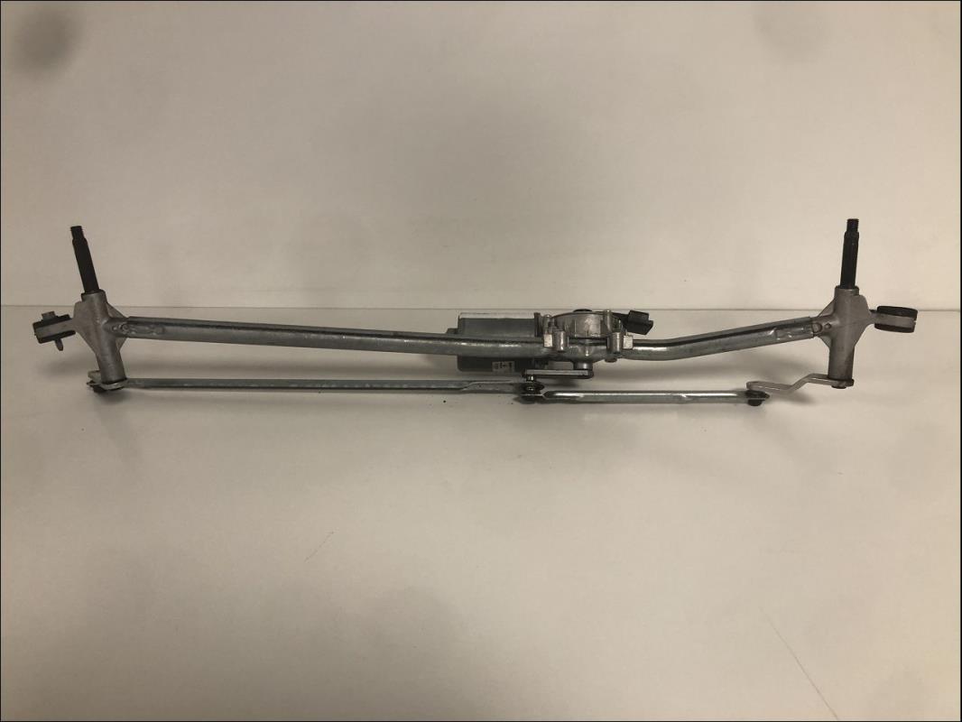 Moteur essuie glace avant