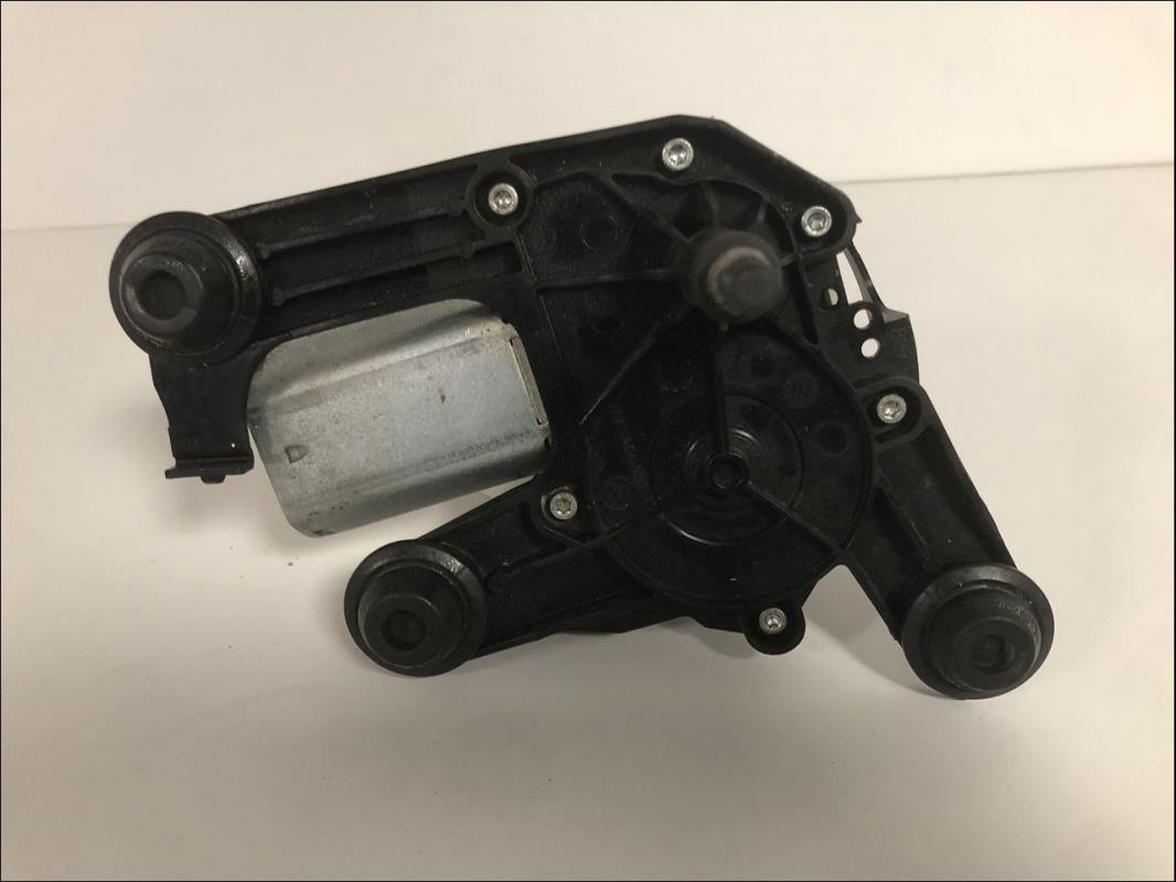 Moteur essuie glace avant