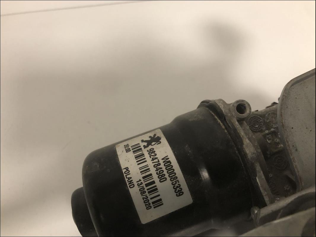 Moteur essuie glace avant