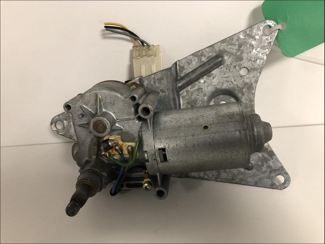 Moteur essuie glace arriere