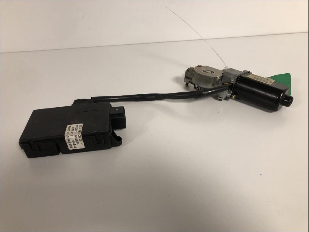 Moteur toit ouvrant