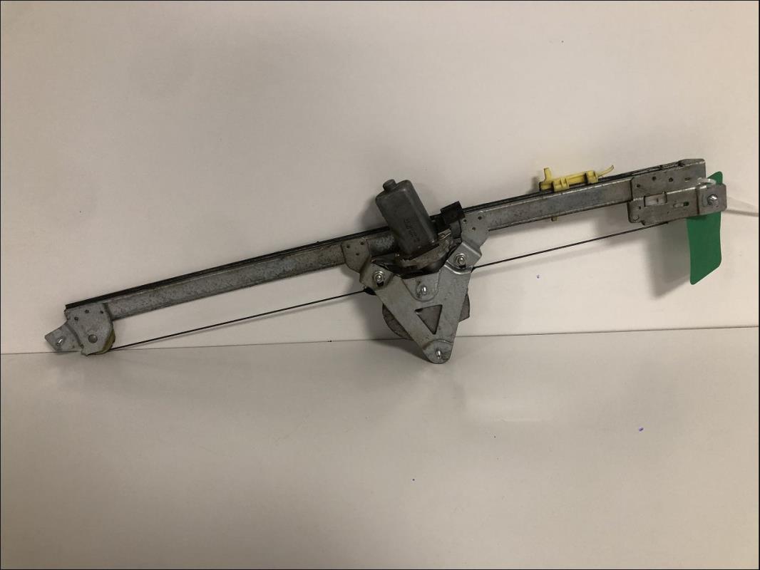 Leve vitre electrique avant droit