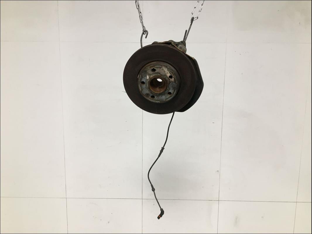 Fusee avant gauche