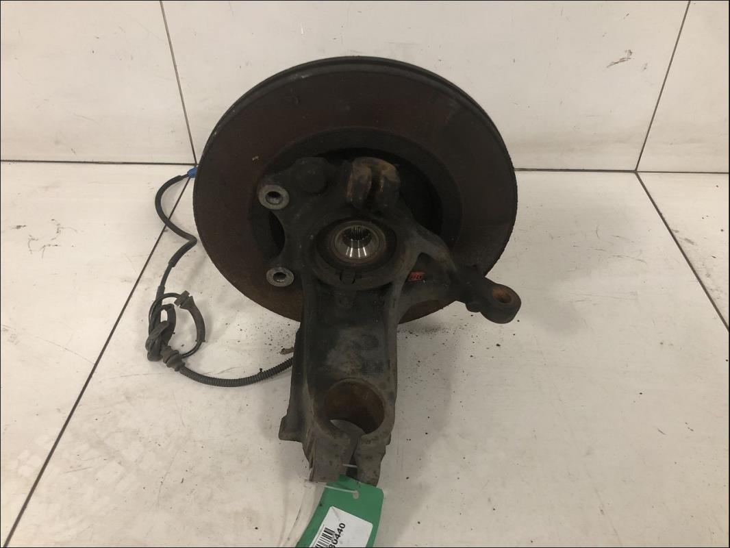 Fusee avant gauche