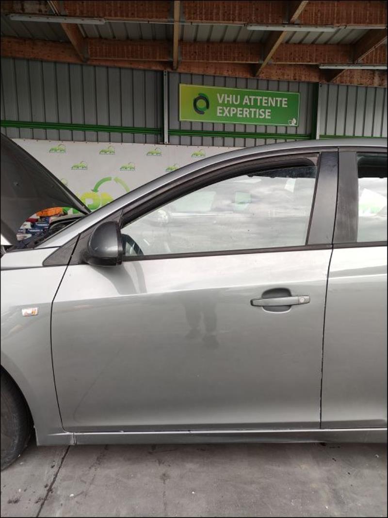 Porte avant gauche