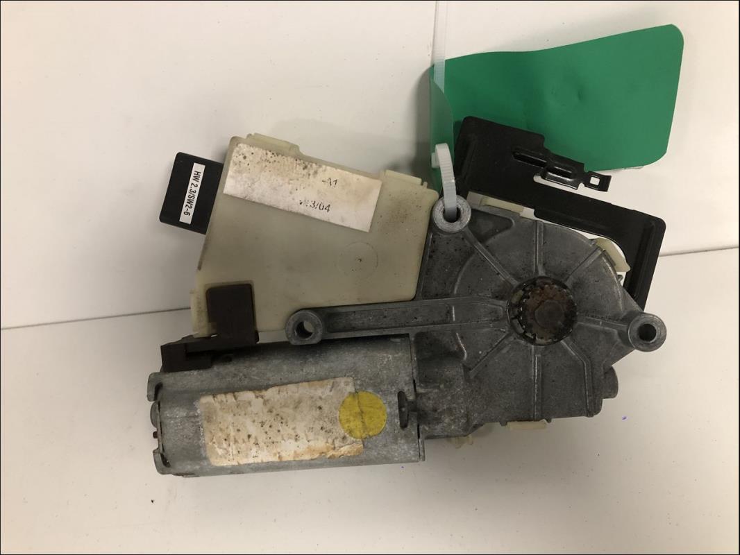 Moteur toit ouvrant