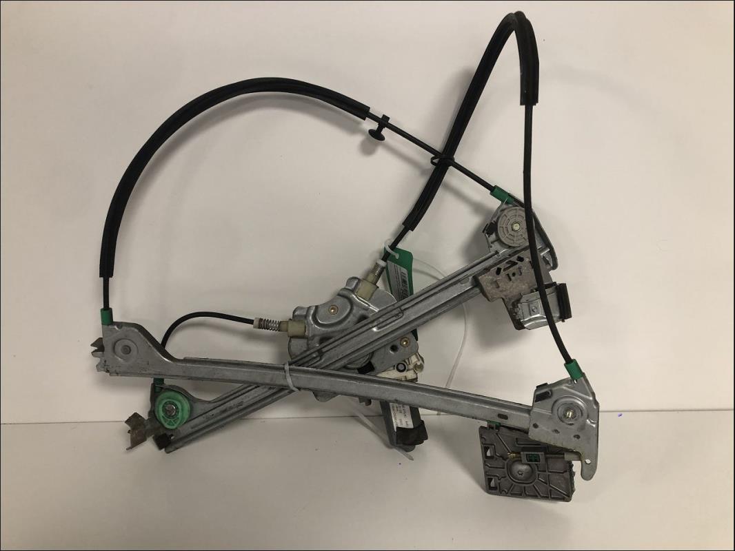 Leve vitre electrique avant droit