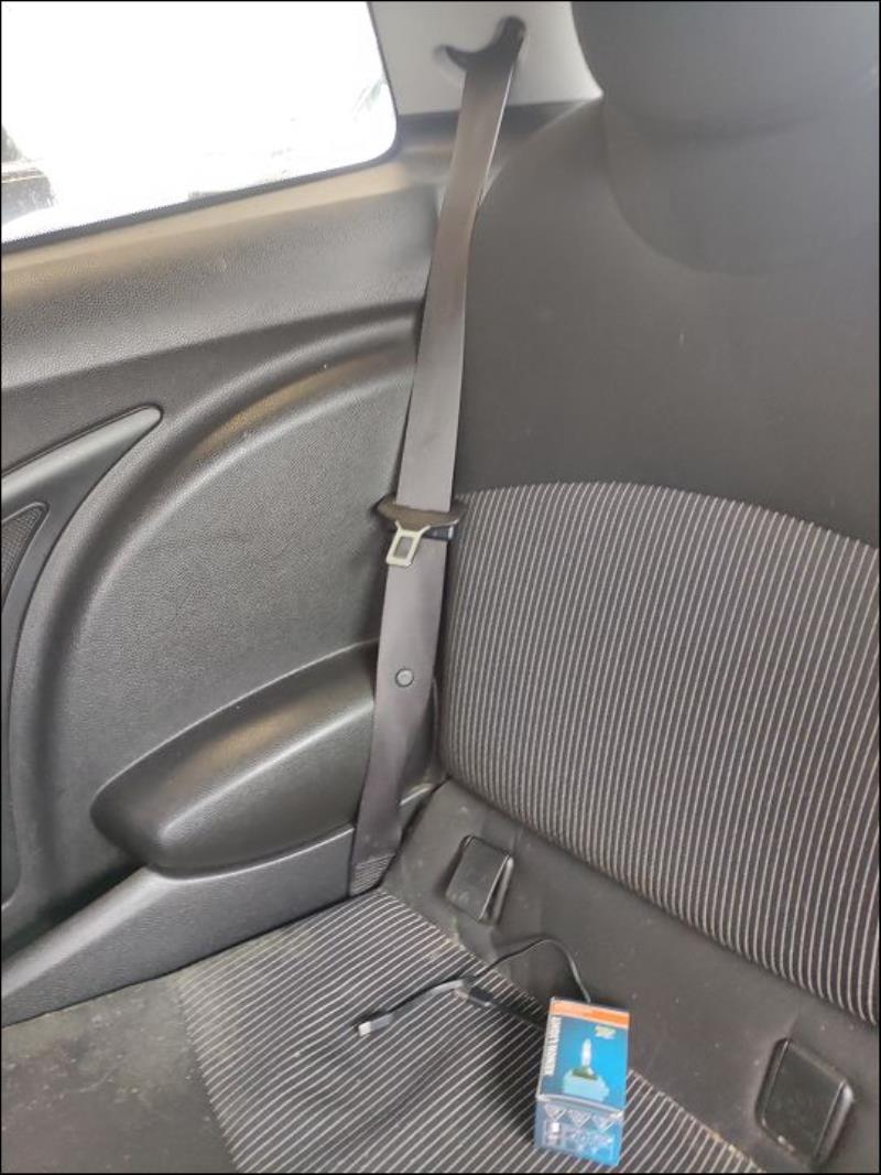 Ceinture arriere droit