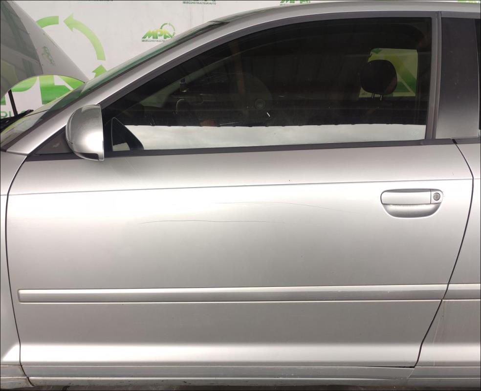 Porte avant gauche