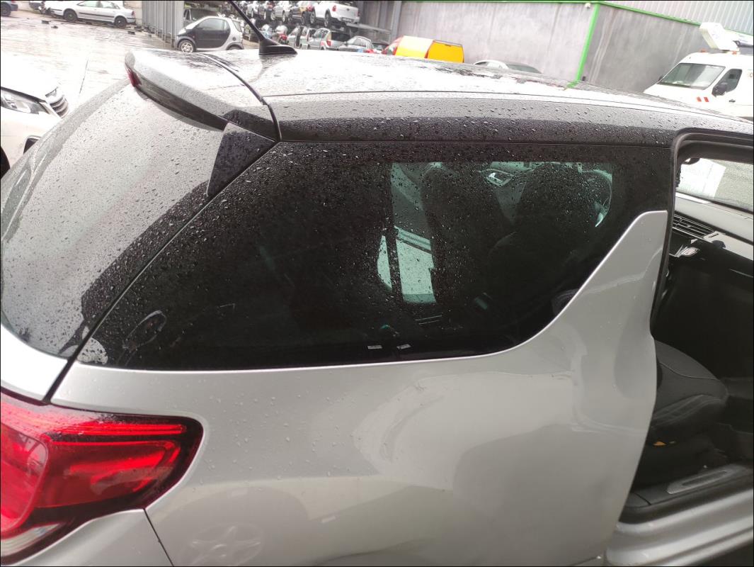 Custode arriere droit CITROEN DS3 PHASE 1 Diesel - 1