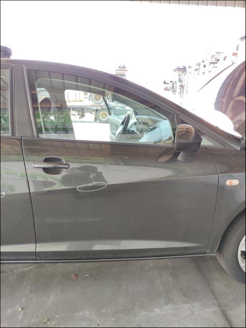 Porte avant droit