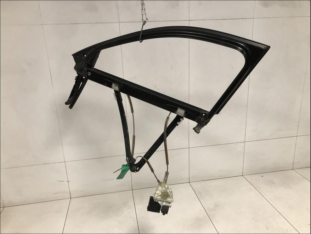 Leve vitre electrique avant droit