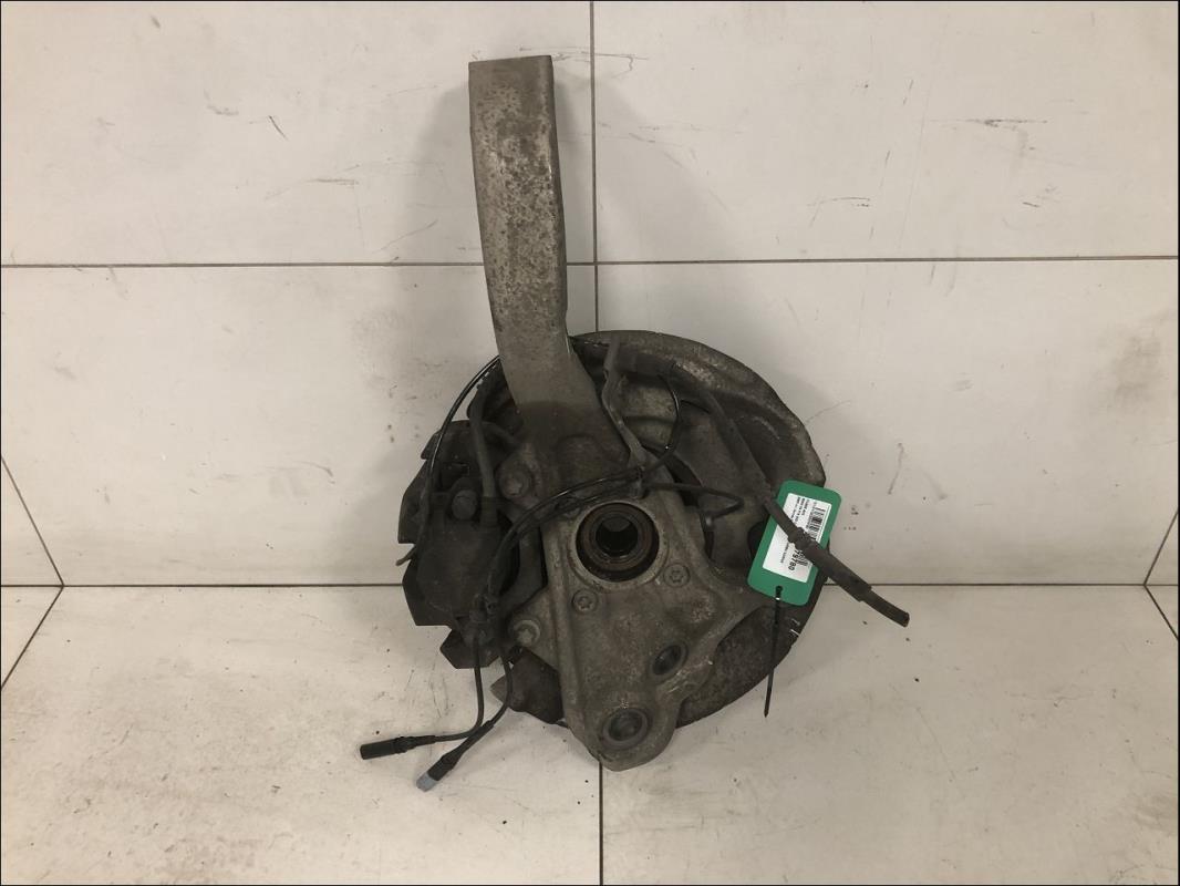 Fusee avant gauche