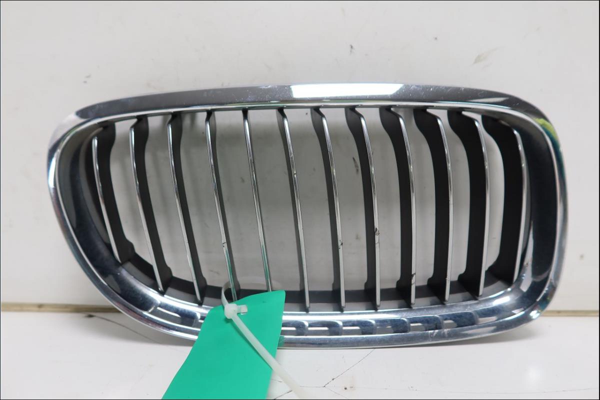Grille de calandre droite