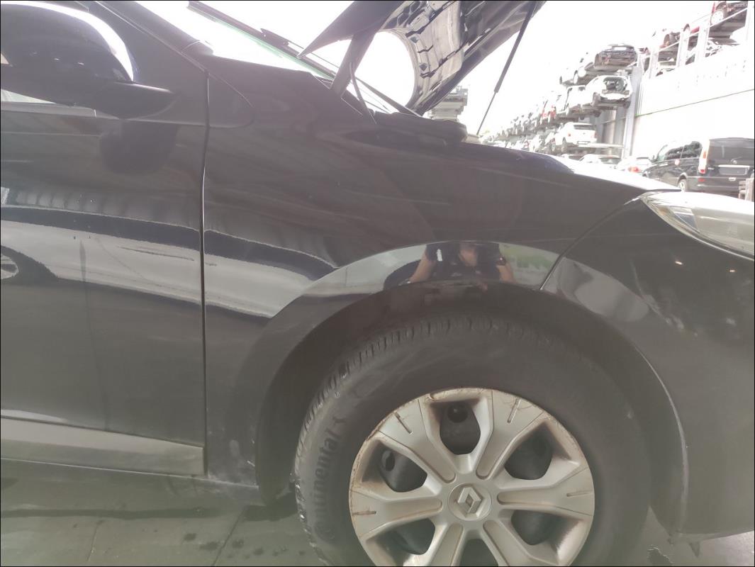Aile avant droit RENAULT MEGANE 3 PHASE 1 Diesel - 1