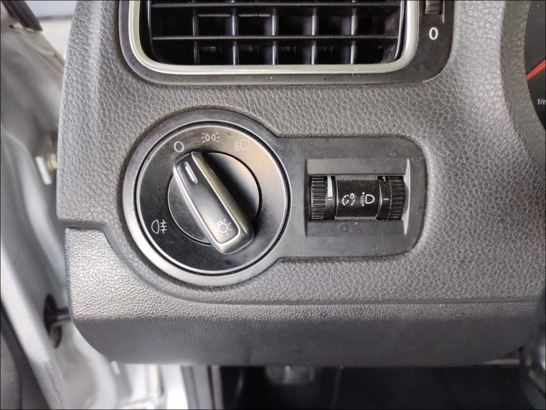 Commande de phare VOLKSWAGEN POLO 5 PHASE 1 Diesel - 1