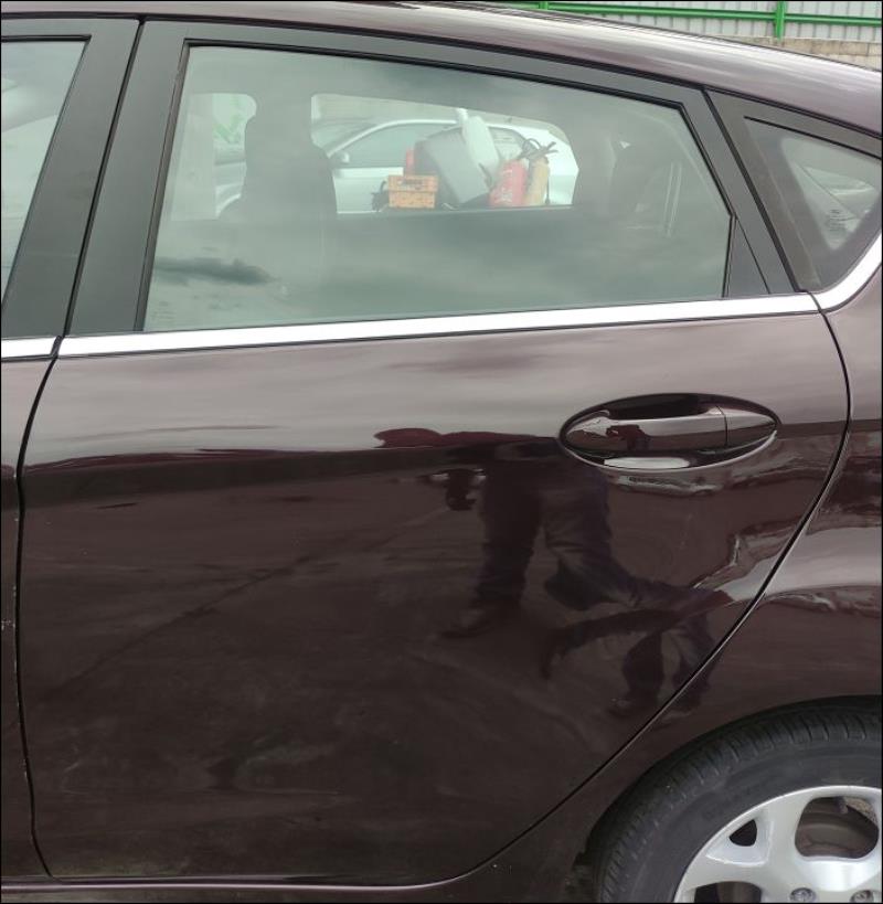 Porte arriere gauche