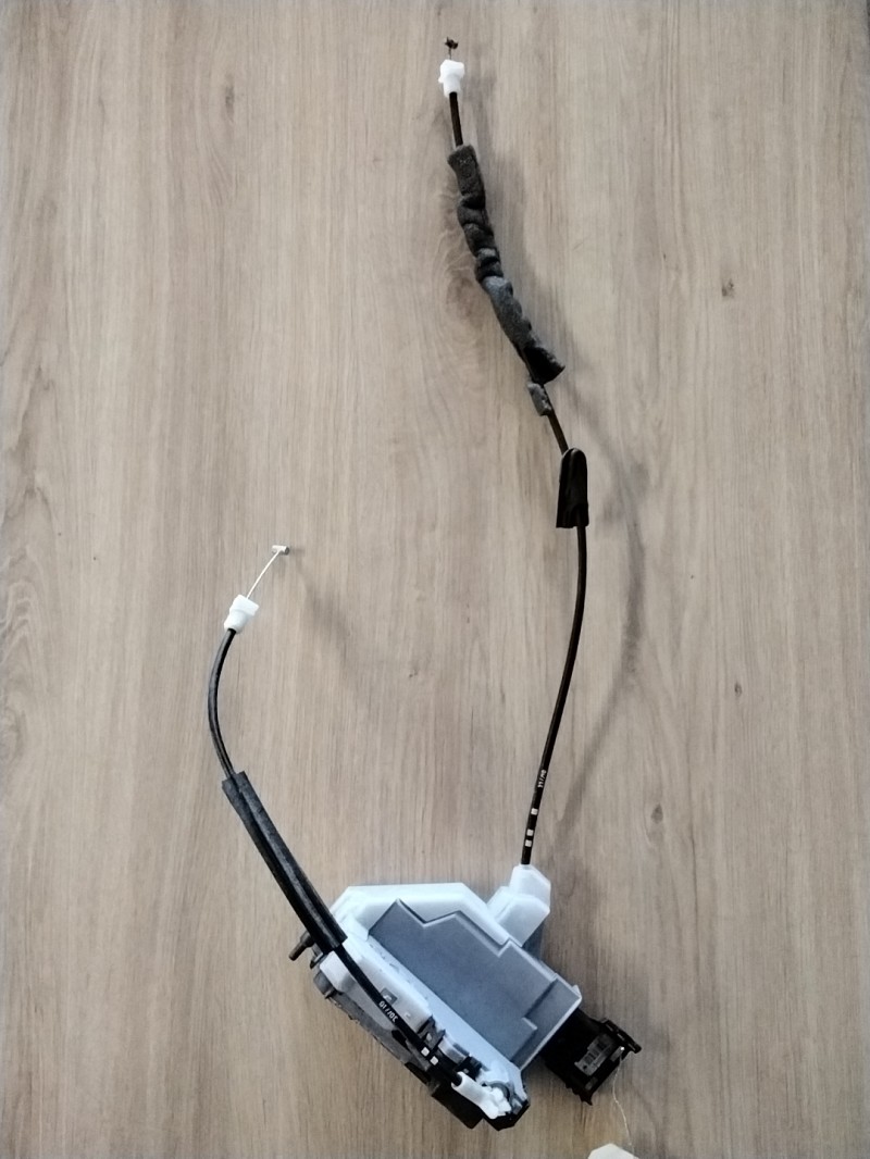 Serrure arriere droit CITROEN C5 2 BREAK Diesel - 1
