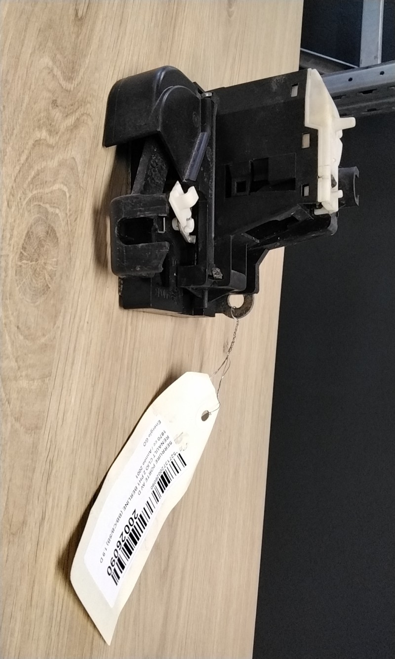Serrure avant droit RENAULT CLIO 2 PHASE 1 Diesel - 1