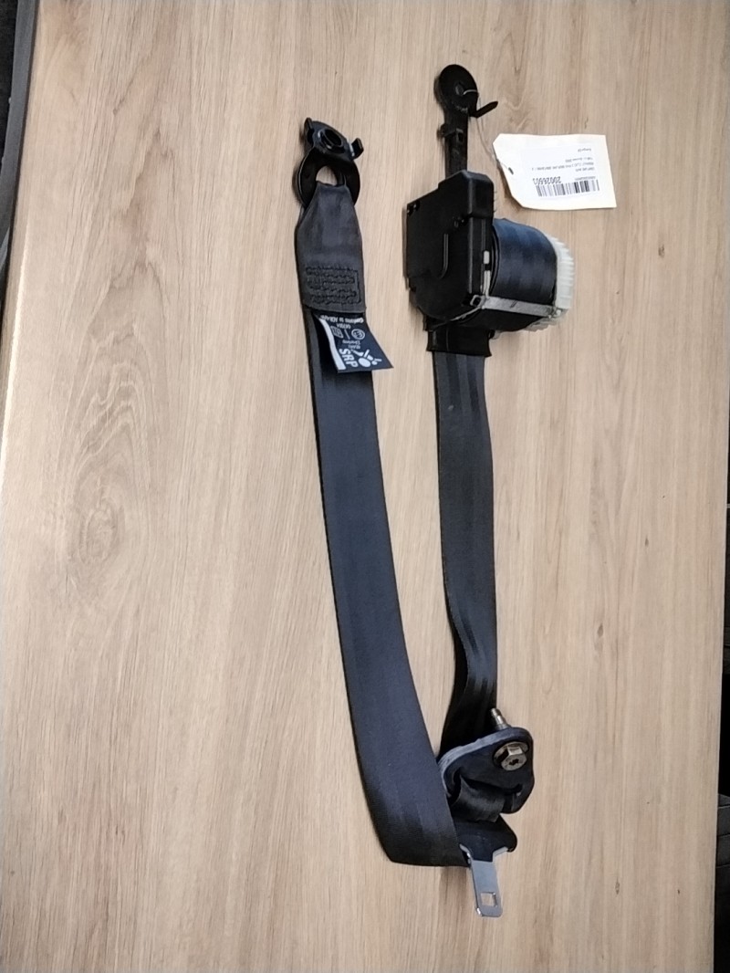 Ceinture avant droit RENAULT CLIO 2 PHASE 2 Essence - 1