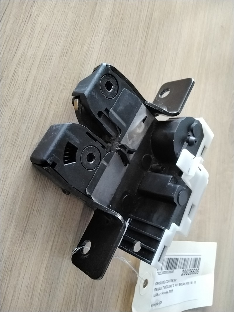 Serrure de coffre RENAULT MEGANE 2 PHASE 1 BREAK Essence - 1
