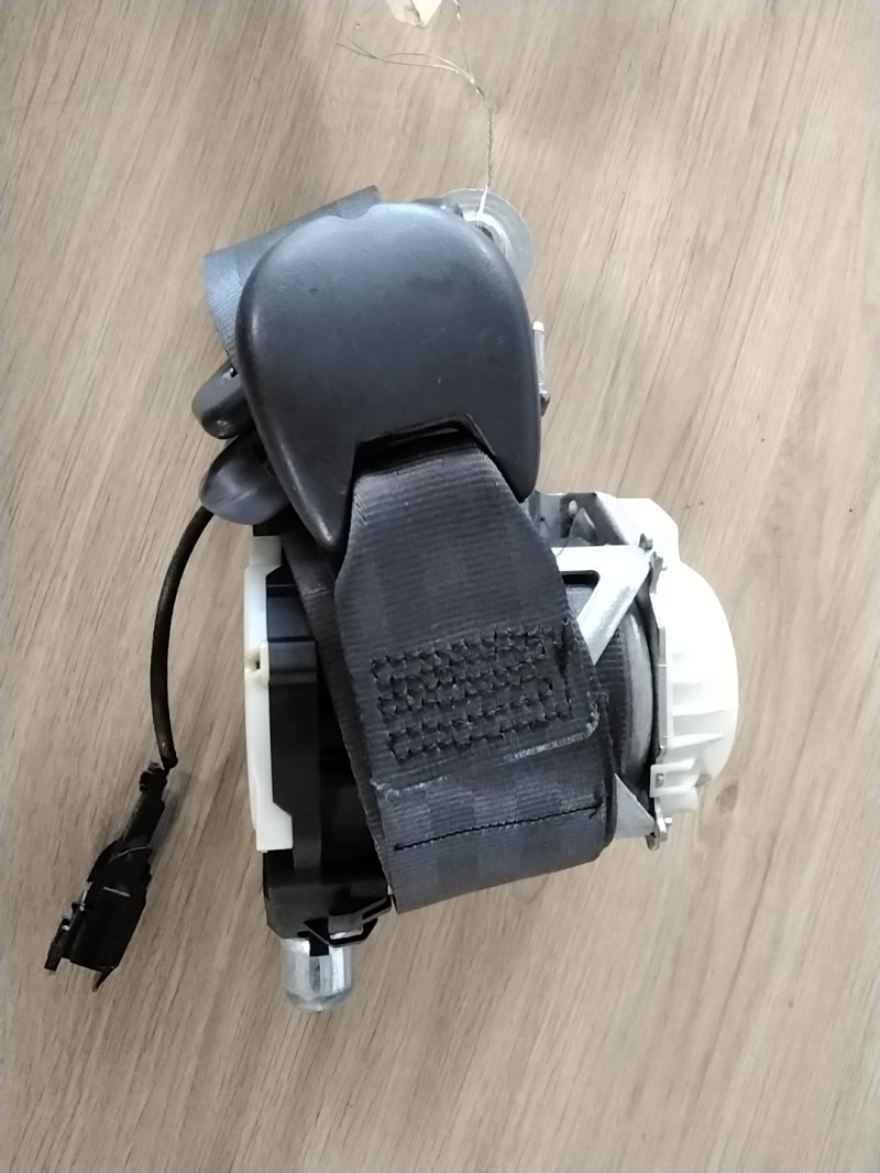 Ceinture avant droit RENAULT CLIO 3 PHASE 2 Diesel - 1