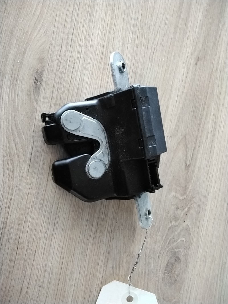 Serrure de coffre OPEL CORSA D PHASE 1 Diesel - 1
